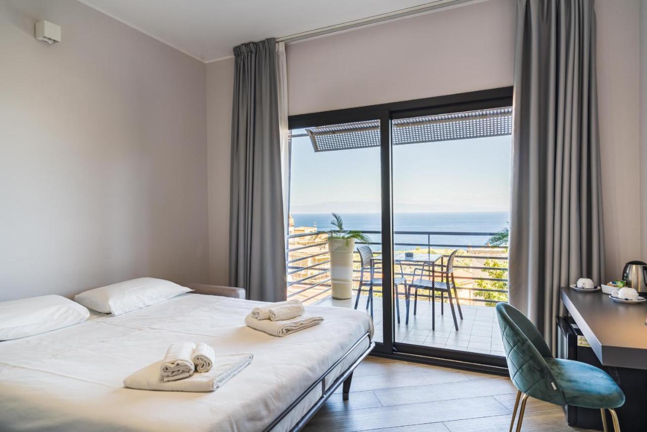 Taormina Palace Hotel المظهر الخارجي الصورة