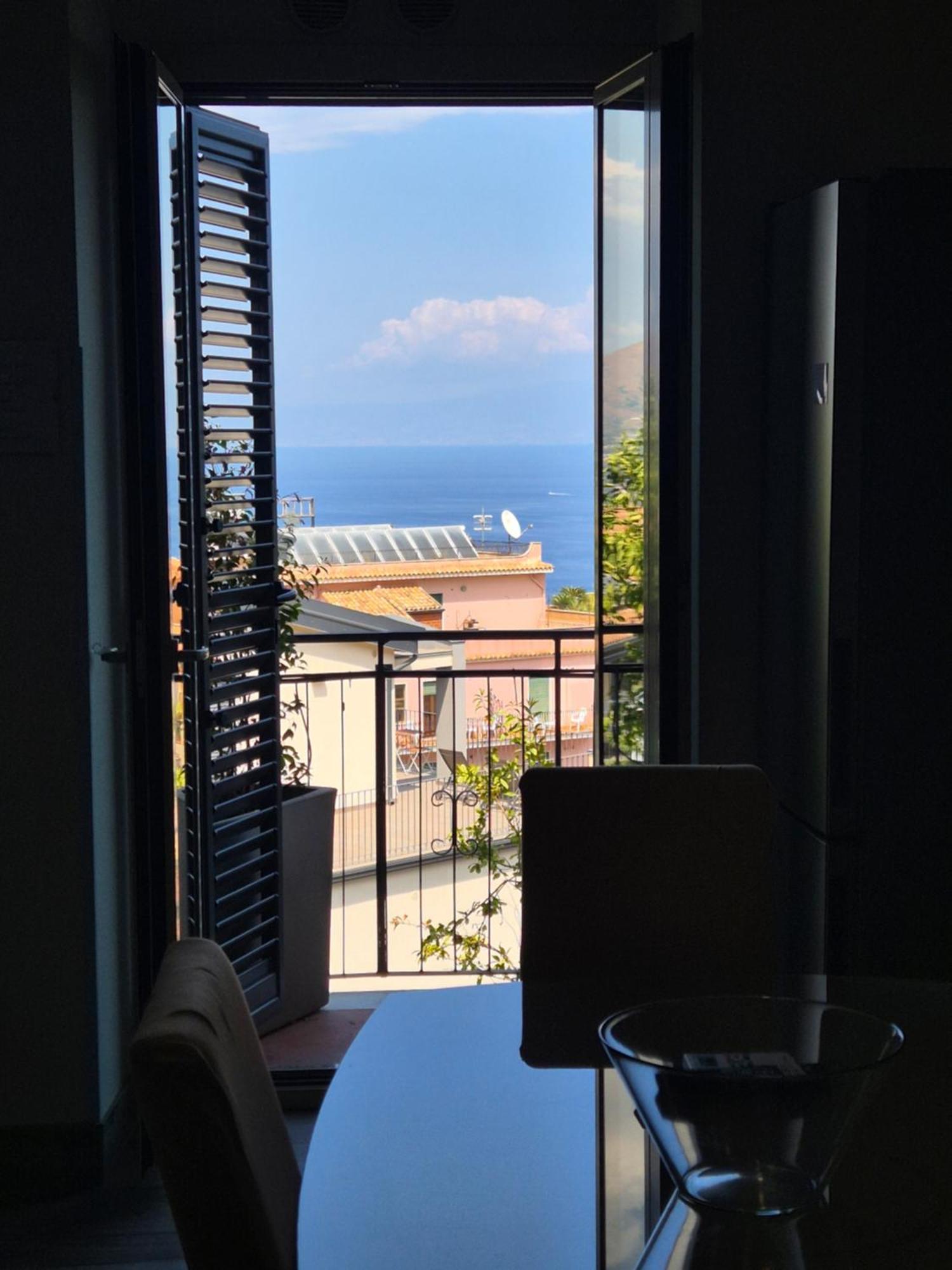 Taormina Palace Hotel الغرفة الصورة